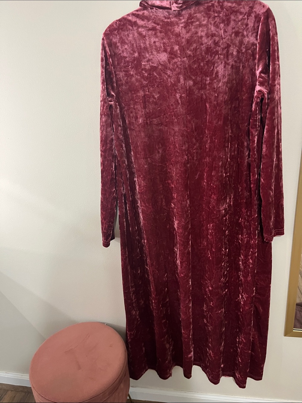Velvet Long Robe - Burgundy - Picture 2 of 3